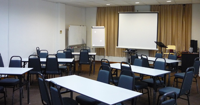 Training Room Rental Singapore | Cluster Style